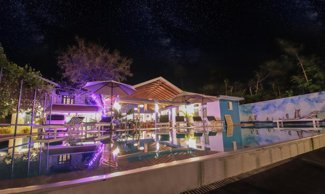 Blue Elephant Boutique Hotel Negombo Bagian luar foto