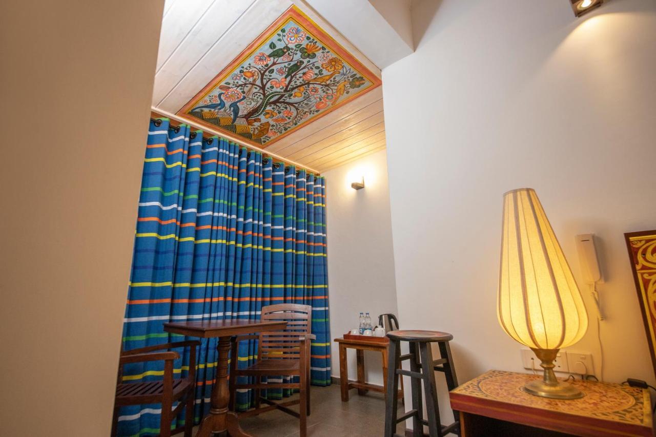 Blue Elephant Boutique Hotel Negombo Bagian luar foto